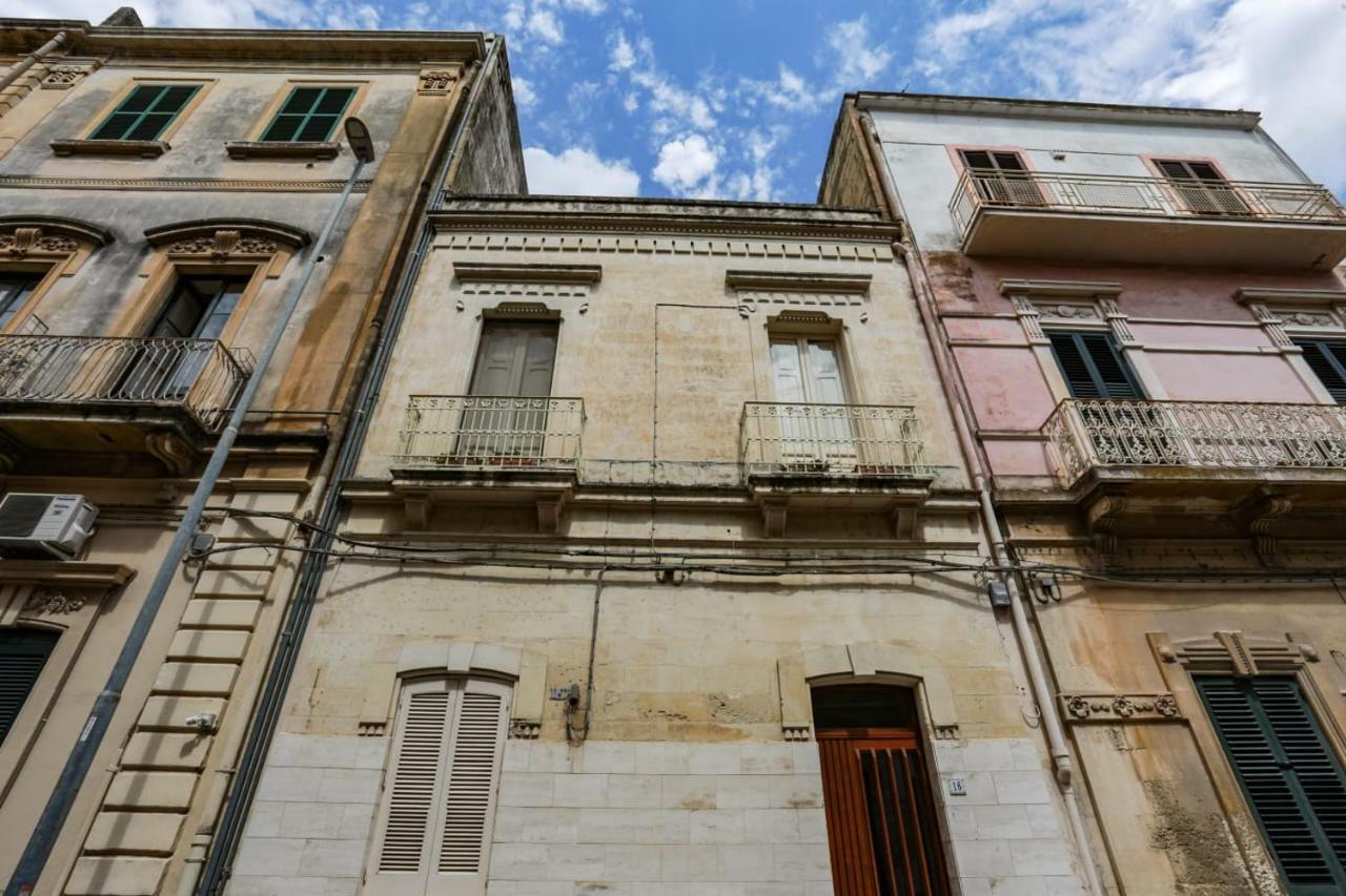 Palazzo Candido Suites & Apartments - Sit Apartment Lecce Eksteriør billede